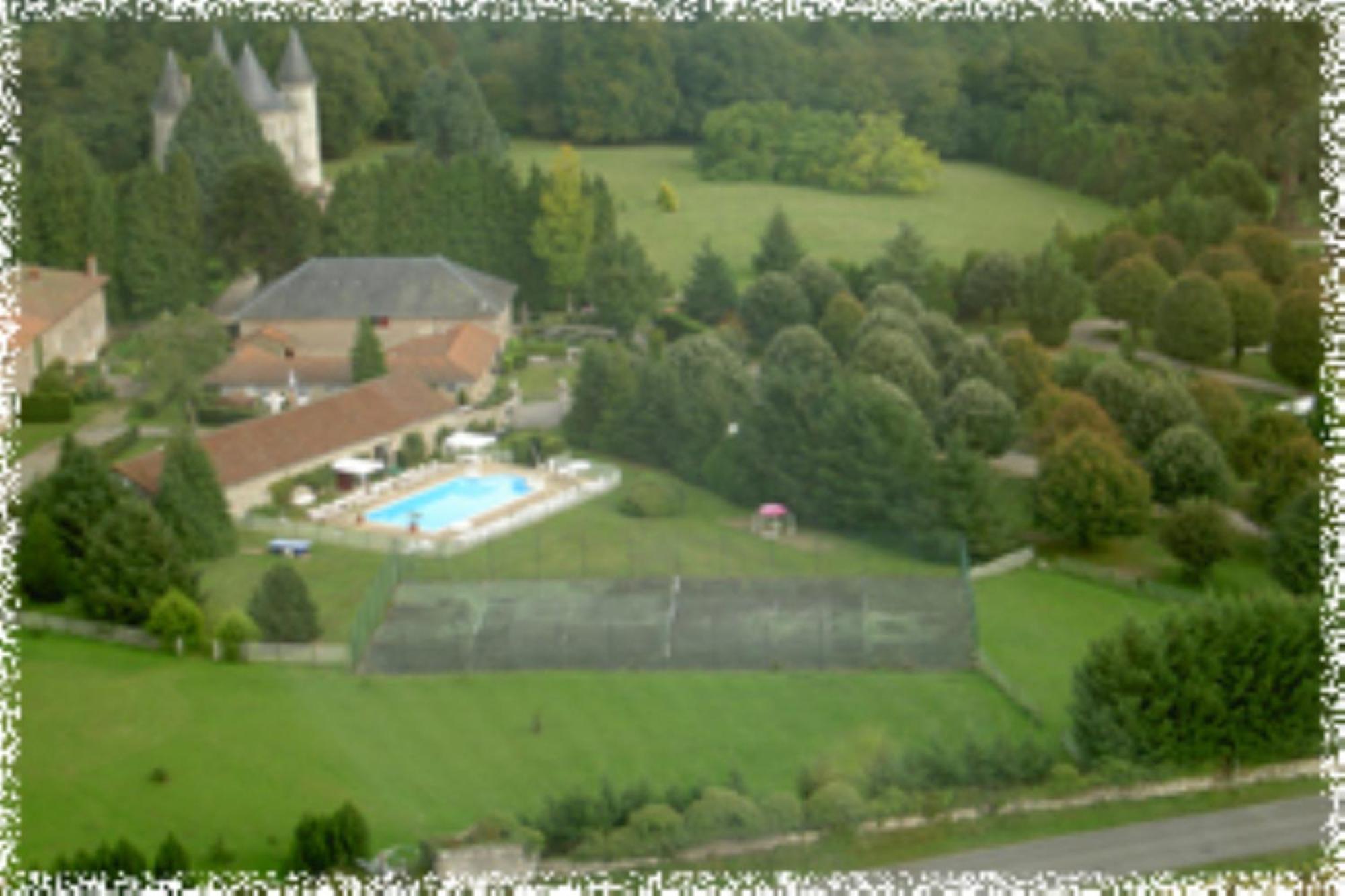Hôtellerie de Plein Air Camping Leychoisier Bonnac-la-Côte Exterior foto